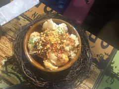 -椒点传统串串香