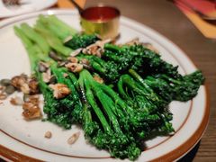 轻煎西兰苔-ZAFFERANO西班牙海鲜饭(上海首店)