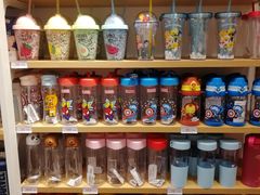 -名创优品(中原万达2F店)