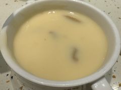 -必胜客(WOW中心城店)