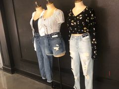 -Hollister(天环广场店)