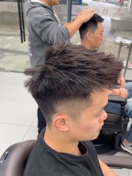 -尤司男士国潮理发馆