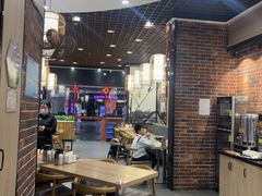 -裕记烧腊连锁餐饮(国商分店)