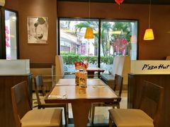 靠窗位-必胜客(南宁盛天地店)