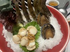 -红鼎豆捞·专注品质海鲜20年(宝丰路店)