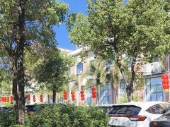 -灵玲国际马戏城