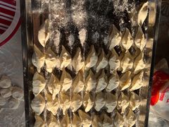 -爱的果实月嫂育婴师(世纪东方店)
