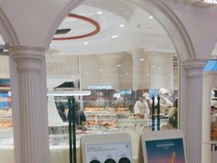 -HOT CRUSH趁热集合·现烤面包(环球港店)