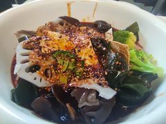 钵钵鸡-艺味深尝(云锦路店)
