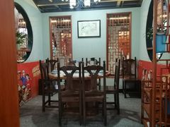 -乡土黄·鲜牛肉火锅·小龙虾(兴业街店)