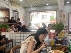 -八两八金·莱芜特色炒鸡(市南漳浦路店)