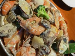 手抓海鲜蒜香奶油味-仓库南洋海鲜小排档(柳河路店)