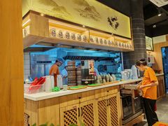 -馋三尺蟹粉小笼(人民广场店)