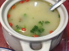 -快乐老家三鲜饺子东北菜(南六中路店)