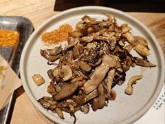 -云阿蛮云南生烫牛肉米线(奉贤路店)