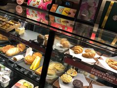 -星巴克(七宝领展广场1F店)