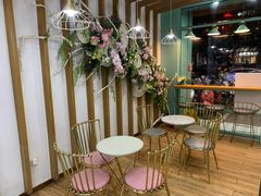 用餐区-薇薇安千层蛋糕(望海店)