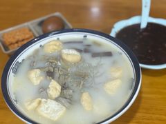 -鸭小妹鸭血粉丝(老门东店)