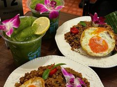 -CowCow其其·牛杂咖啡公司(六运店)