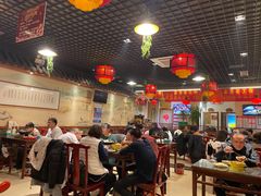 大堂-百味地锅鸡(财校分店)
