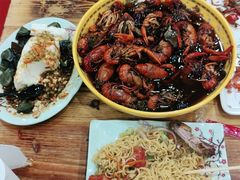 -刘一龙虾(数码路店)