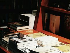 -西西弗书店&矢量咖啡(壹方购物中心店)