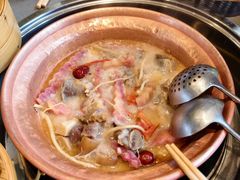 -阿婆情腊排骨火锅·野生菌季(古城旗舰店)