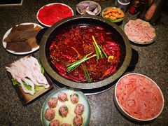 -佬革命主题火锅(玉沙路店)