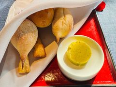 -弦月窗LUNETTE BY AMANDA(复兴路店)