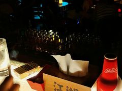 -江湖酒吧