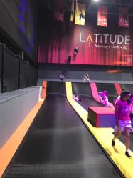 -latitude乐图空间(建宁路店)