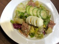尼斯色拉-拉亚汉堡经典餐厅(商城路店)