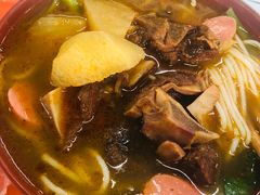 一楼牛骨粉-扬州大学扬子津校区润园餐厅