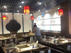 大堂-尚尚仙·酸汤猪手·猪肚鸡火锅(华联万柳购物中心店)