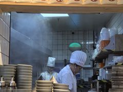 -馋三尺蟹粉小笼(人民广场店)
