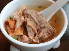 鲜排猪肚干鱿汤-凤凰湘语·湘粤鲜融(浦东旗舰店)