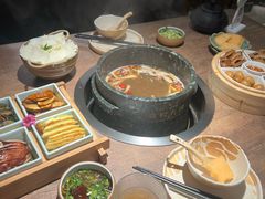 野生菌石锅土鸡-蘑界·野生菌火锅(深业上城店)