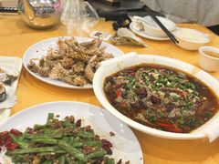 -鹏城人家海鲜酒家·23年老字号(较场尾店)