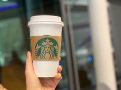 -星巴克(香港国际机场44号闸店)