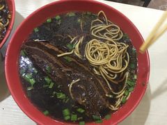 -小龙大肉面馆