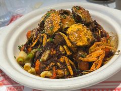 -肥肥虾庄·金牌油焖大虾(汉口城市广场店)