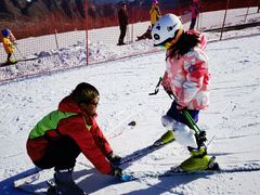 -荣盛康旅野三坡滑雪场