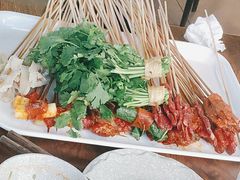 -签多多串串香火锅