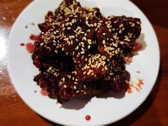 -爆炸头阿姨小四川正宗川味小吃(无任何分店)