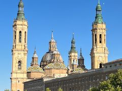 -皮拉尔圣母圣殿主教座堂