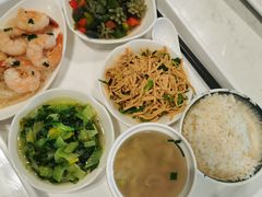 -上海浦东由由信福养老院