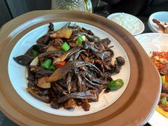 -鸽子侯·家宴·平价海鲜(市图书馆店)