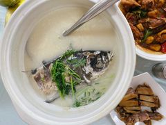 砂锅鱼头汤-鱼水情·农家菜·大鱼头(南山竹海店)