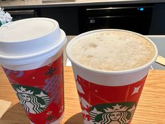 -星巴克(北京远大路金源燕莎店)