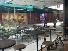 露天位-星巴克臻选(上海长风大悦城店)
